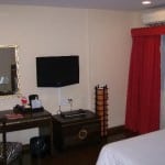 Mac-Boutique-Suites-bedroom