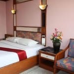 Royal-Asia-Lodge-bed