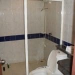 Royal-Ivory-Bangkok-bathroom