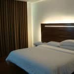 Sacha-s-Hotel-Uno-bed