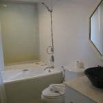 Salil-Hotel-Sukhumvit-Soi-8-bathroom
