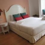 Salil-Hotel-Sukhumvit-Soi-8-bed