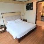 adelphi-suites-bed