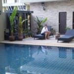 boss-room-bangkok-pool