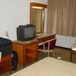 nana-hotel-room