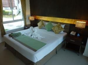 Al's Laemson Resort room