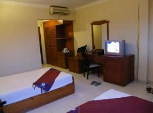 Mittapheap Hotel room and beds