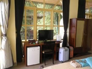 Paddys ride Phom view of opposite side