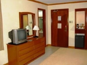 Executive Plaza Hotel room
