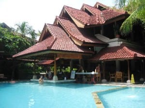 bounty hotel pool