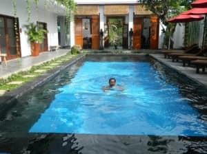 kamar kamar boutique room pool