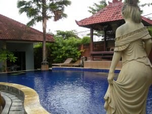 meriki hotel bai pool