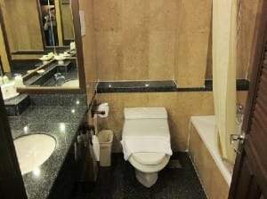 Avalon Beach Resort Jomtien toilet