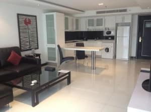 Amari Nova Suites Pattaya living room