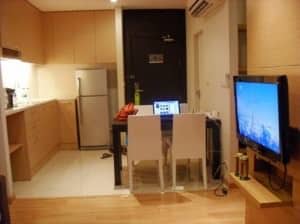 At Mind Serviced Residence Pattaya dining area