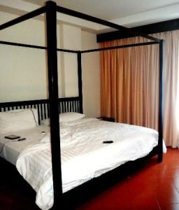 La De Bua Patong Bed