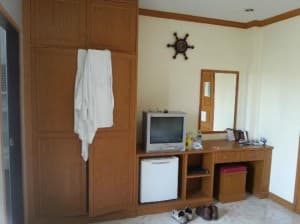 Lekpong Guesthouse Patong Room