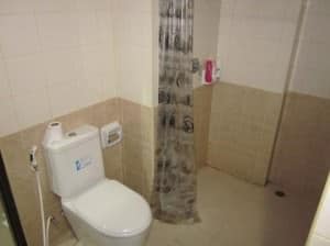 SoleLuna Hotel Phuket toilet