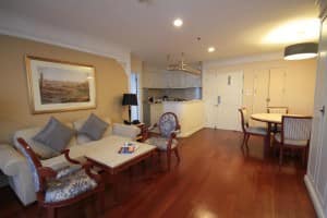 Centre Point Sukhumvit 10 living room