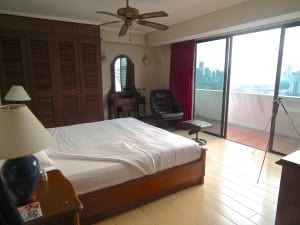 Omni Tower Sukhumvit Nana serviced studios